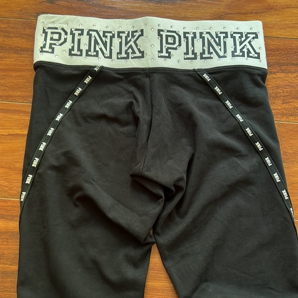 PINK leggings in black and white with rhinestones. - Picture 7 of 9